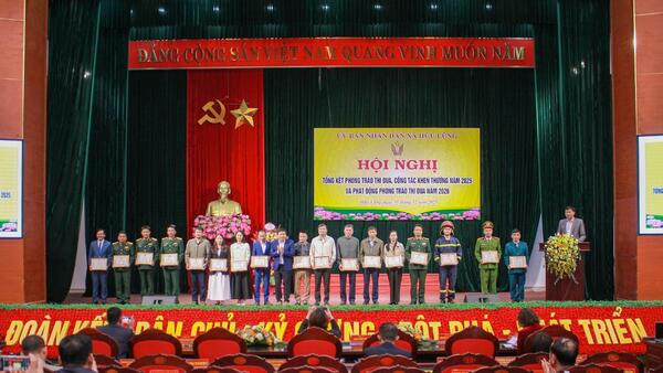 UBND xã Hữu Lũng tổ chức Hội nghị tổng kết phong trào thi đua, công tác khen thưởng năm 2025 và phát động phong trào thi đua năm 2026