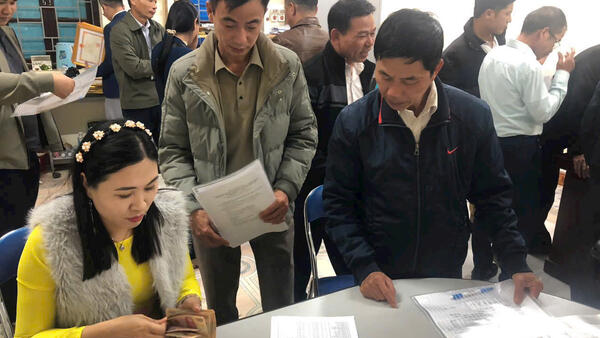 Xã Hữu Lũng triển khai tặng quà theo Nghị quyết số 418/NQ-CP của Chính phủ