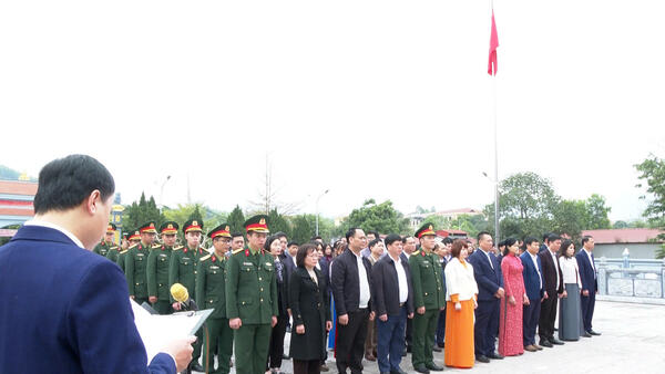 LÃNH ĐẠO CÁC XÃ KHU VỰC HỮU LŨNG DÂNG HƯƠNG, VIẾNG NGHĨA TRANG, ĐỀN THỜ LIỆT SỸ HỮU LŨNG NHÂN DỊP TẾT NGUYÊN ĐÁN BÍNH NGỌ NĂM 2026