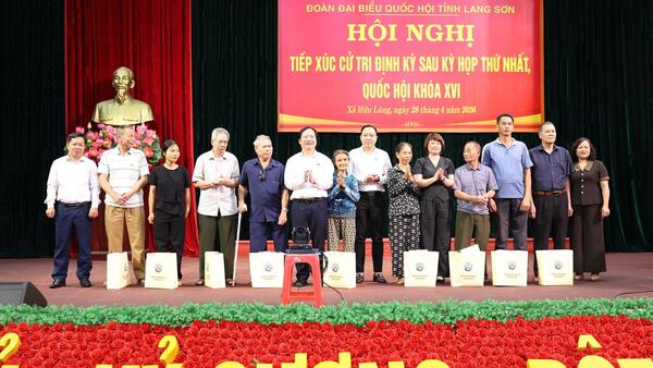 Đoàn Đại biểu Quốc hội tỉnh tiếp xúc cử tri tại các xã khu vực Hữu Lũng