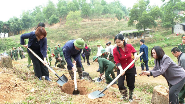 Xã Hữu Lũng tổ chức lễ phát động “Tết trồng cây đời đời nhớ ơn Bác Hồ” Xuân Bính Ngọ 2026