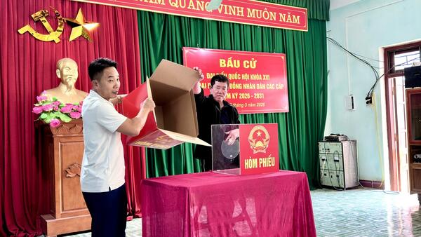 XÃ HỮU LŨNG TỔ CHỨC VẬN HÀNH MẪU QUY TRÌNH BỎ PHIẾU BẦU CỬ ĐẠI BIỂU QH KHÓA XVI VÀ ĐẠI BIỂU HĐND CÁC CẤP, NHIỆM KỲ 2026 - 20231