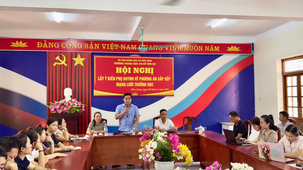 Xã Hữu Lũng tổ chức thành công hội nghị lấy ý kiến phụ huynh về phương án sắp xếp mạng lưới trường lớp