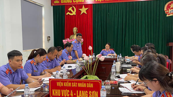 Chi bộ Viện kiểm sát nhân dân khu vực 4 – Lạng Sơn đã tổ chức sinh hoạt thường kỳ và sinh hoạt chuyên đề tháng 6 năm 2026